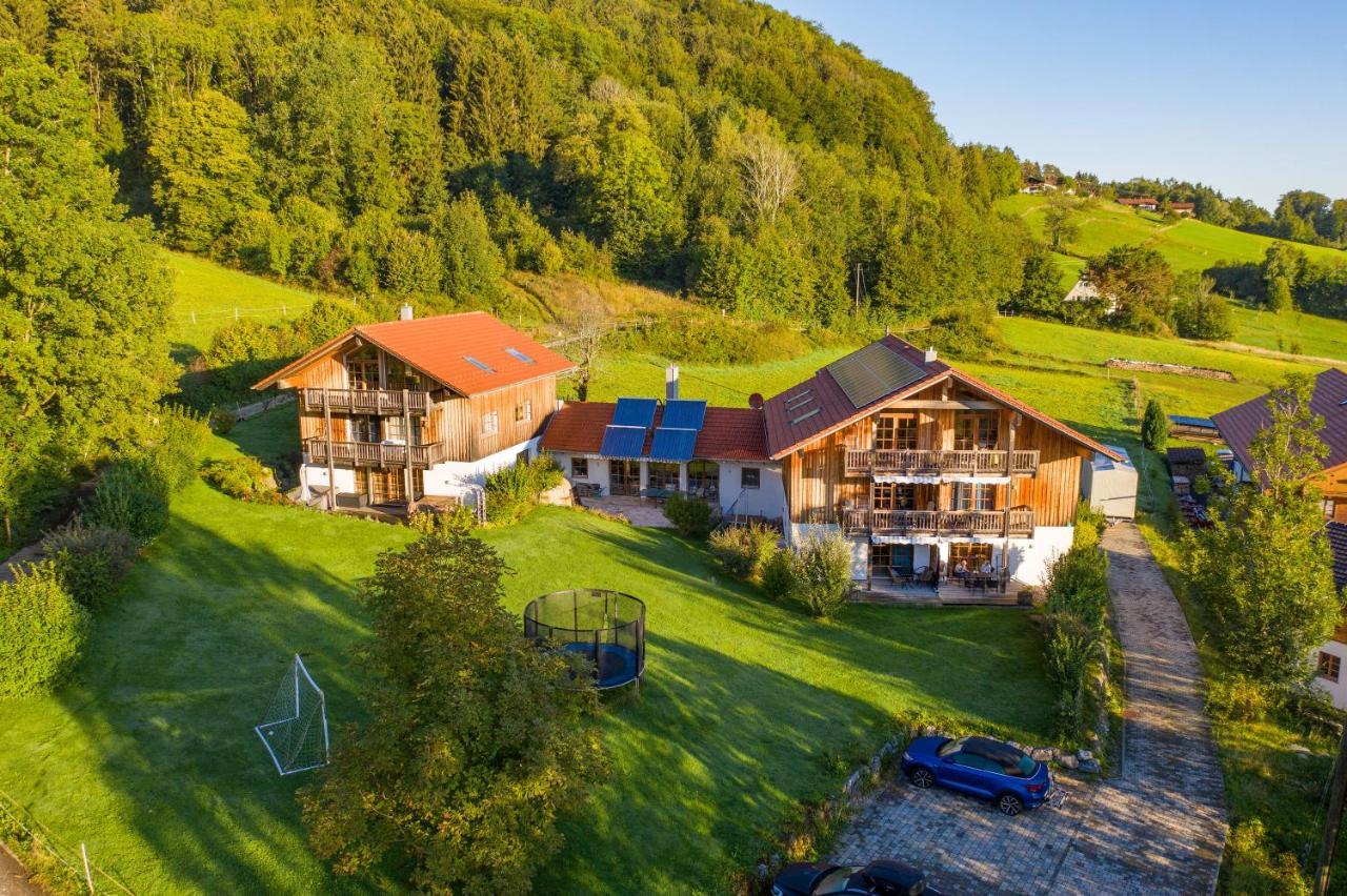 Ferienwohnungen Erlebnisnaturhof Aschau im Chiemgau Exterior foto