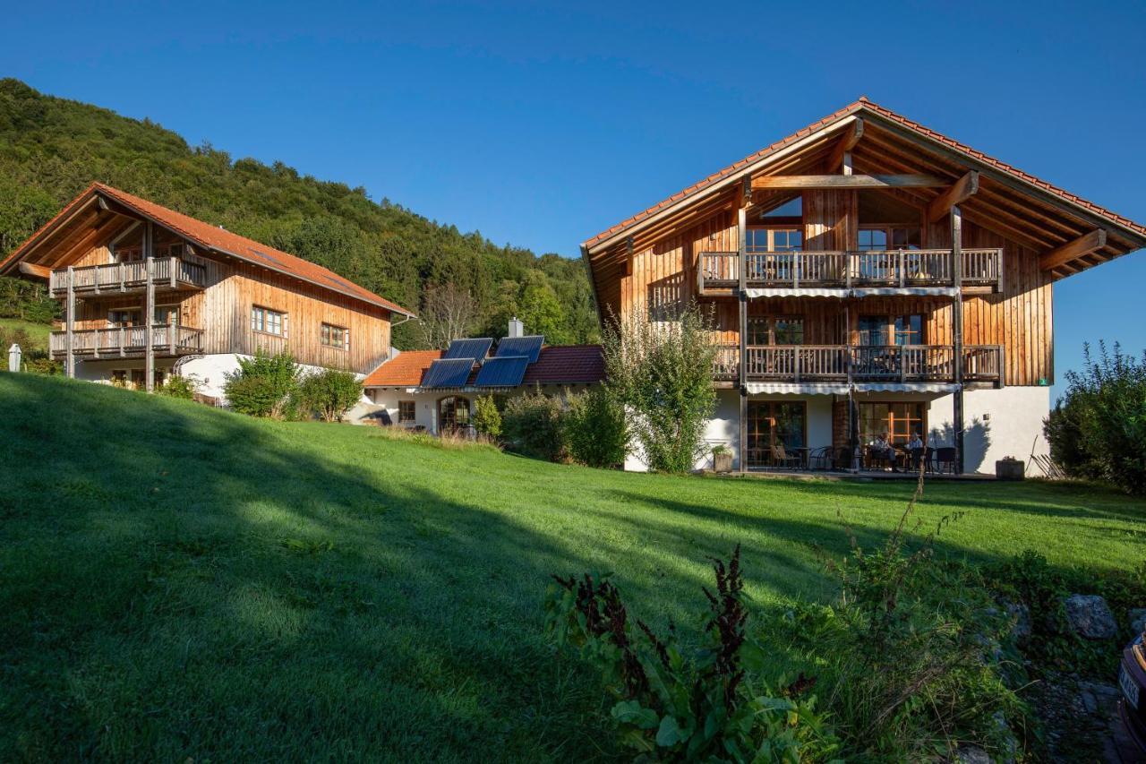Ferienwohnungen Erlebnisnaturhof Aschau im Chiemgau Exterior foto